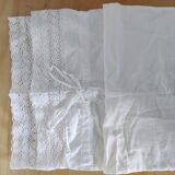 Taie de traversin blanche avec dentelle pour petit lit