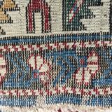 Tapis ancien caucasien chirwan lesgui  133x100 cm