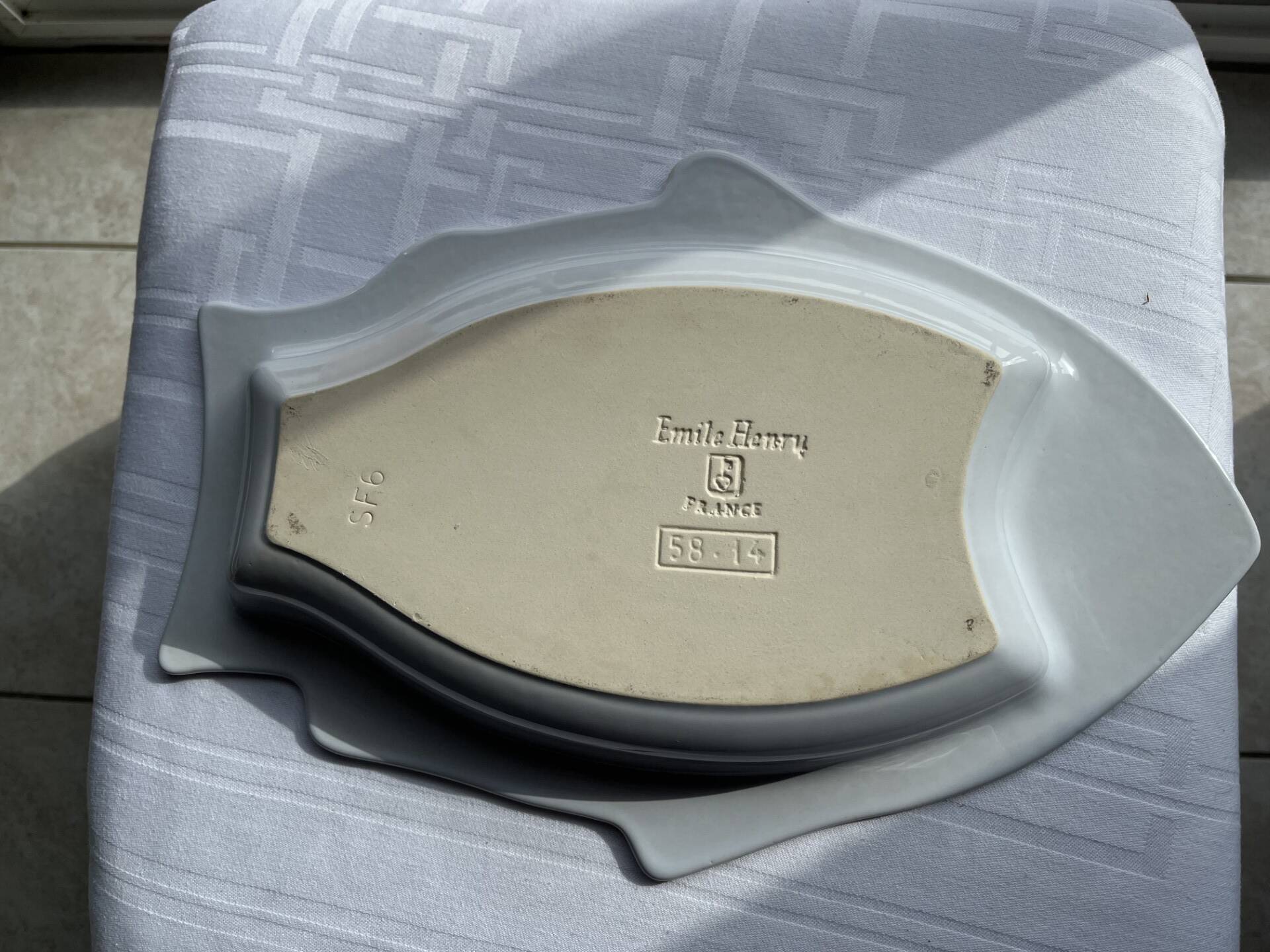 Plat a four/ de service poisson, vintage_ emile henry