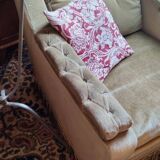 2 fauteuils en velours kaki