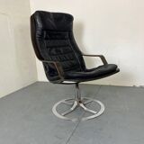 Chaise pivotante suédoise du milieu du siècle de Göte Möbler, années 1970