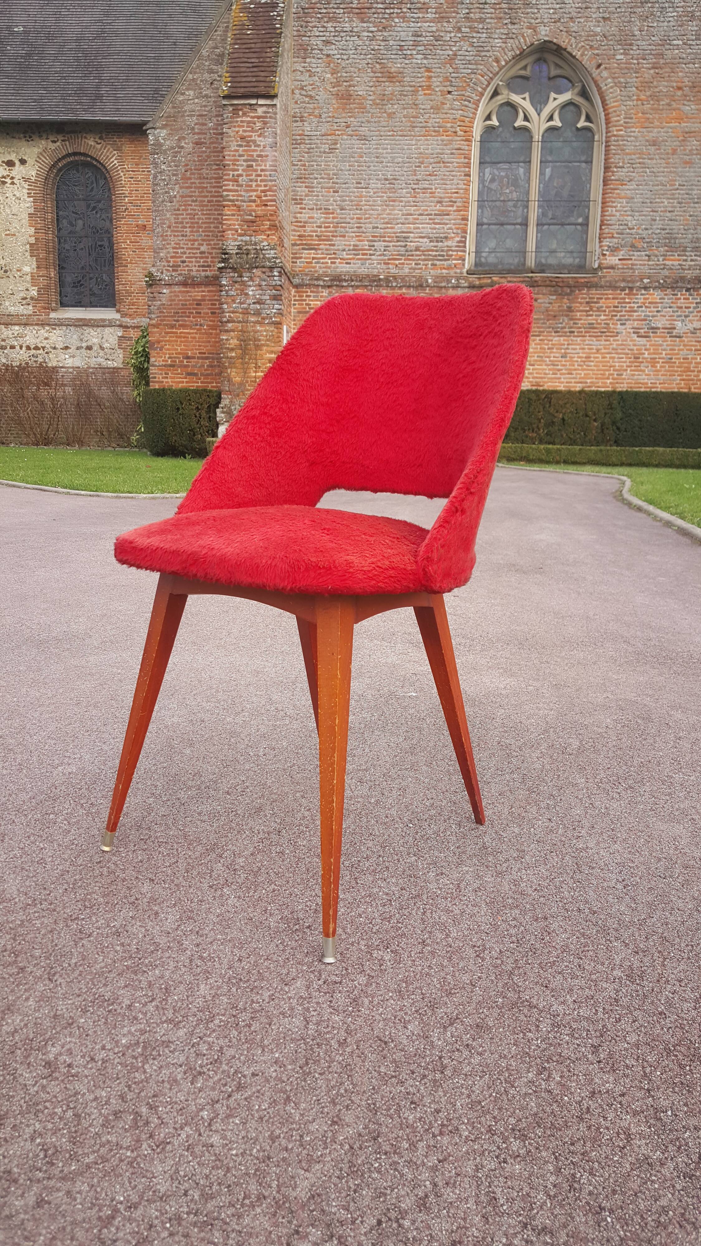 Red mould barrel chair