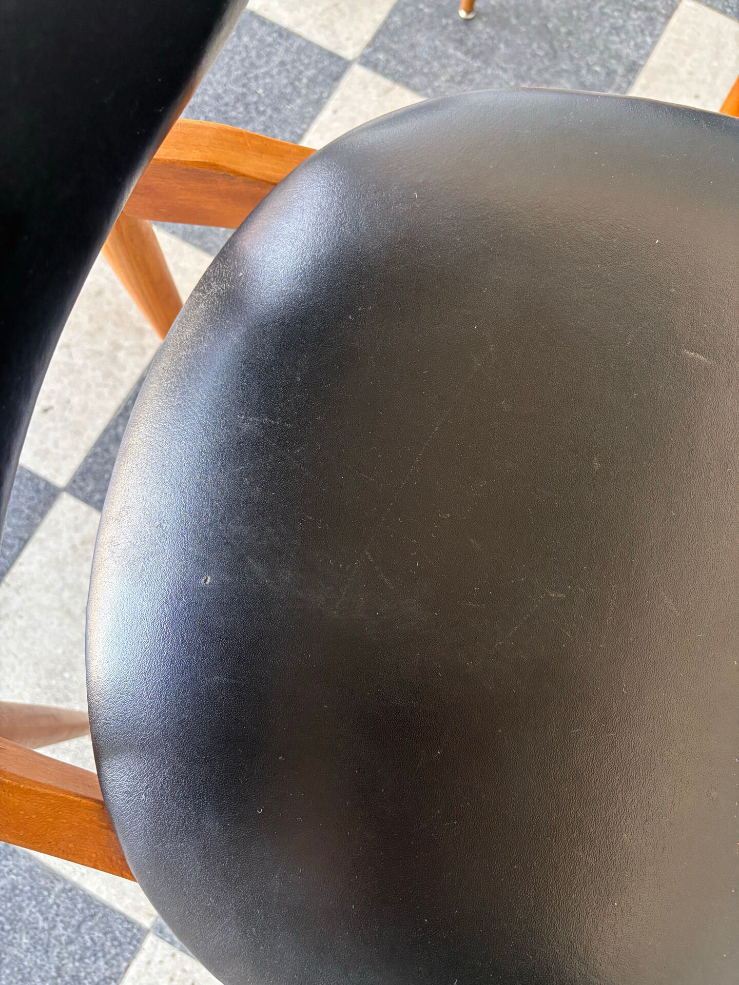 Set of 6 Pegase Baumann chairs