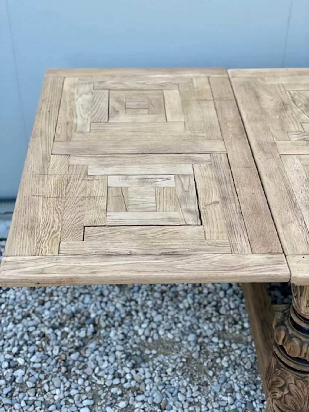 Extendable monastery table