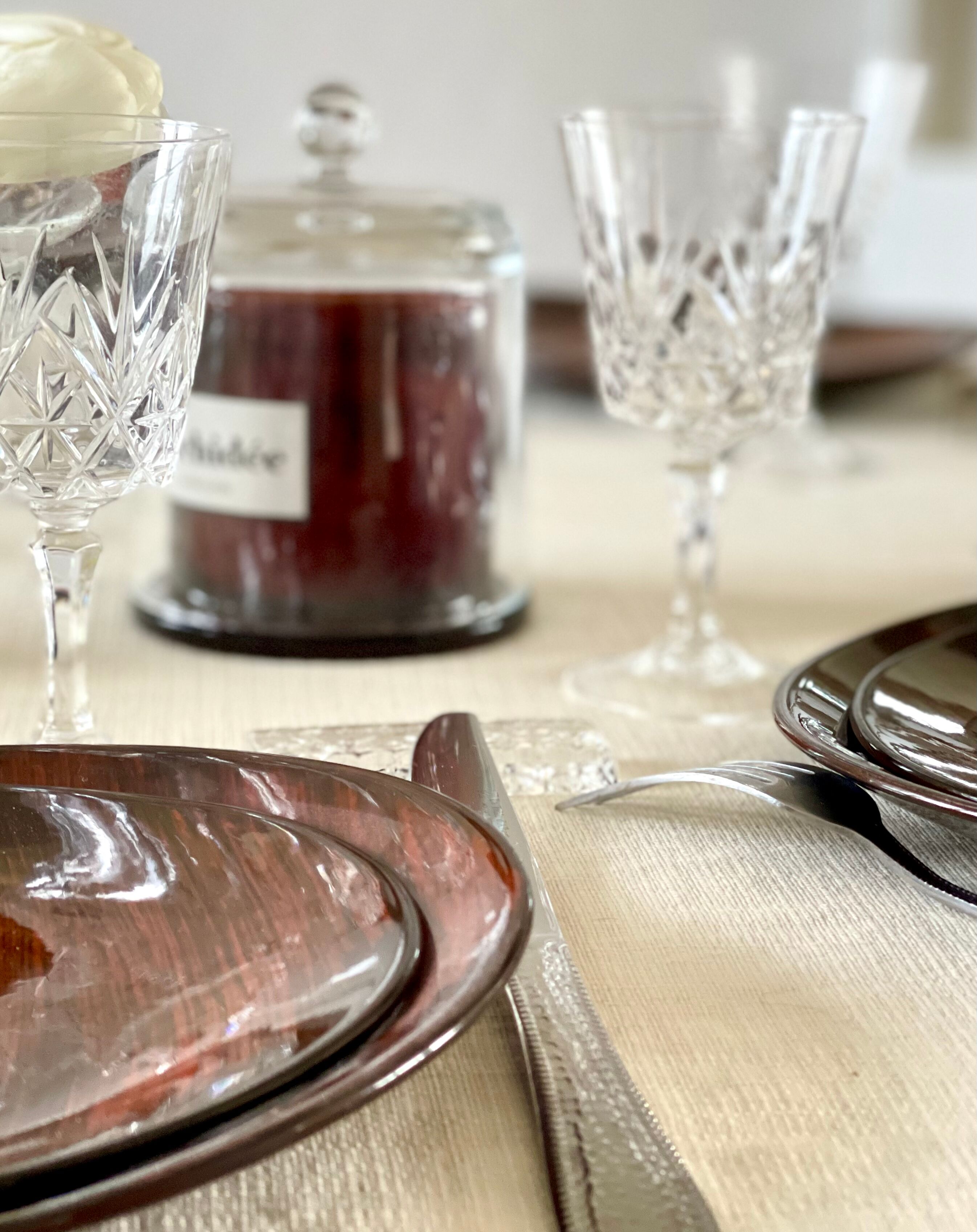 12 assiettes vintage 1970