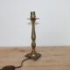 Vintage lamp base in patinated gold metal – foliage decor – 25 cm