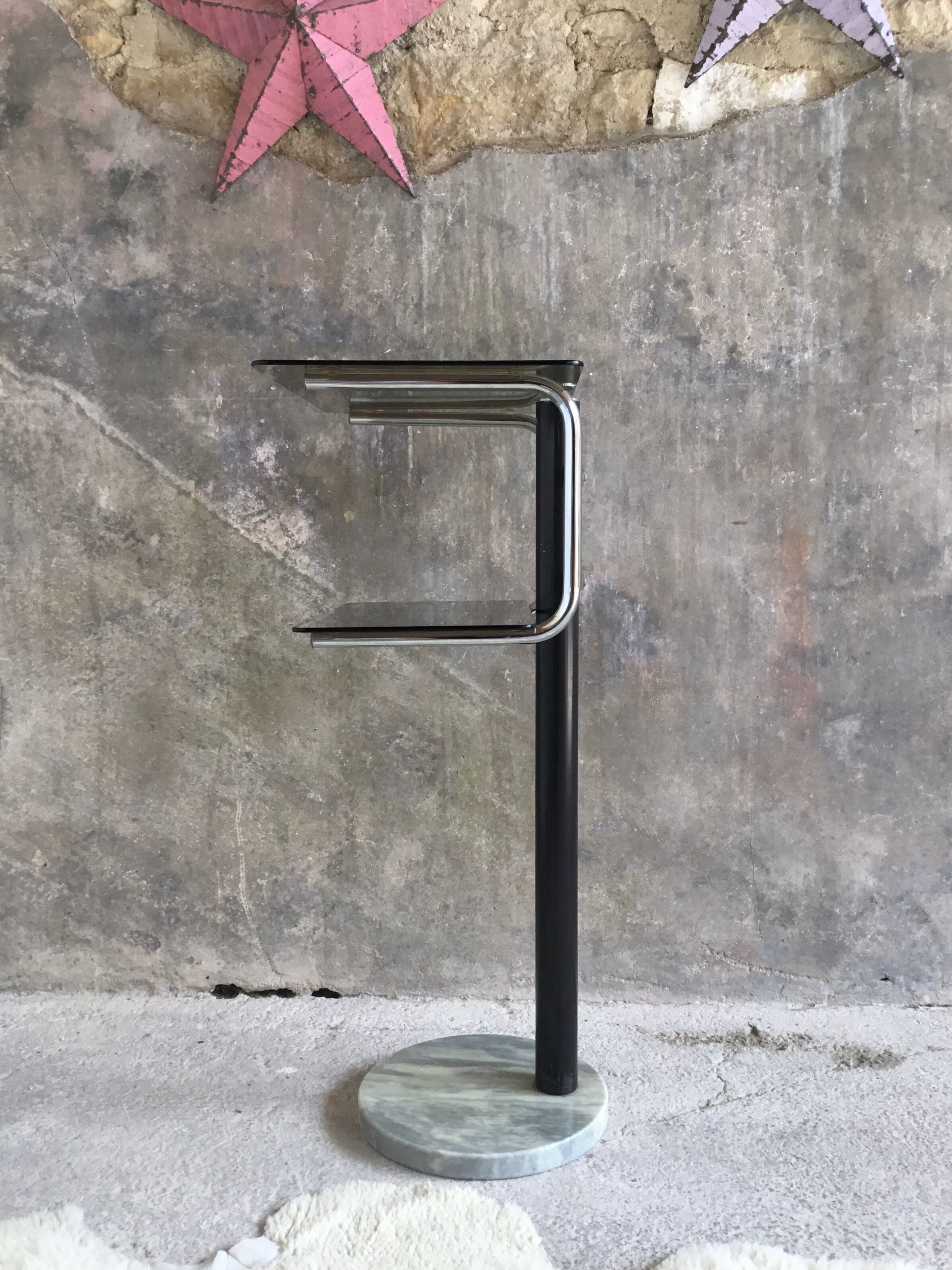 Fifth wheel or sofa end - smoked glasses and marble foot - design 1970