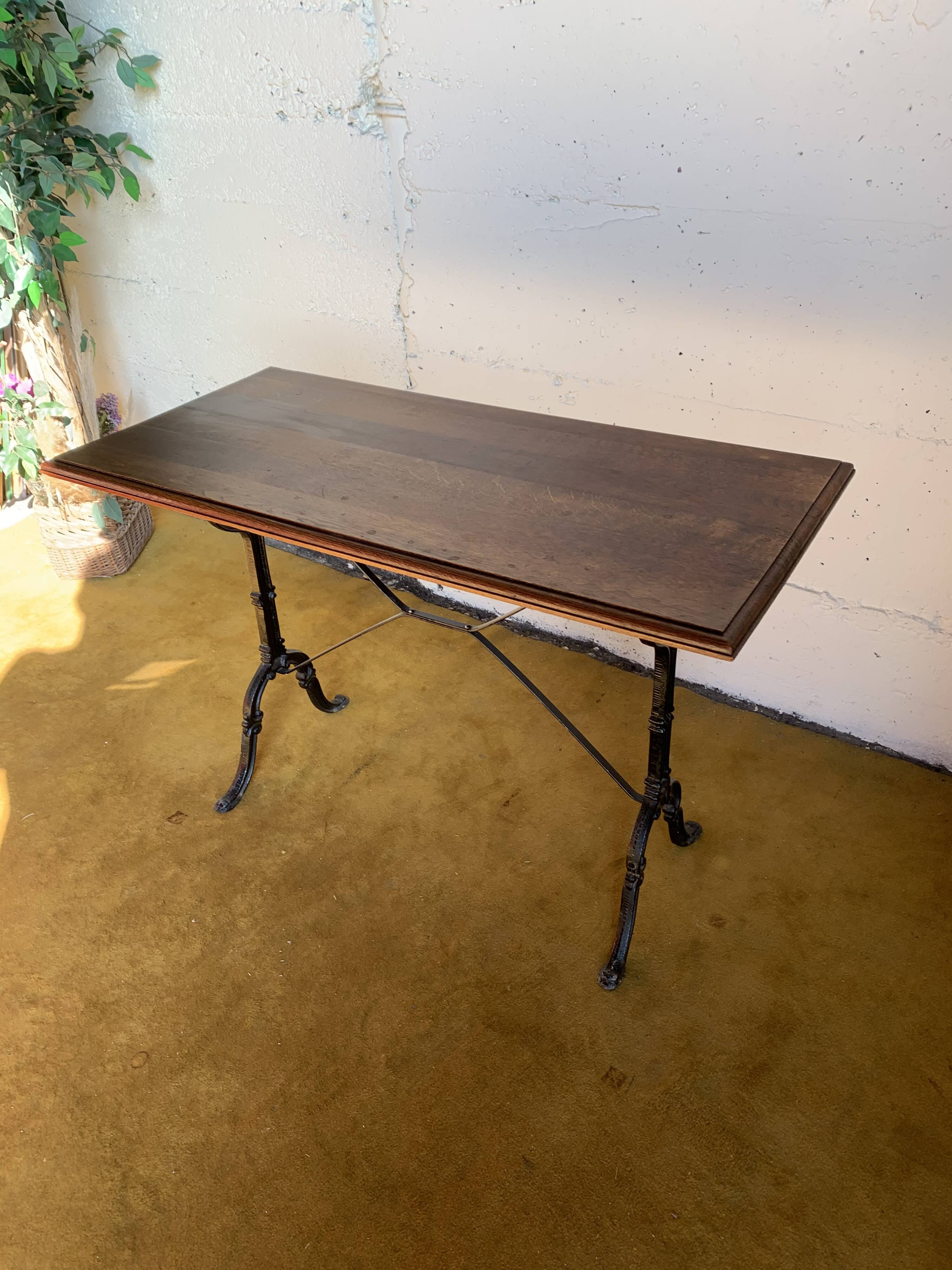 Bistro table for 4 people