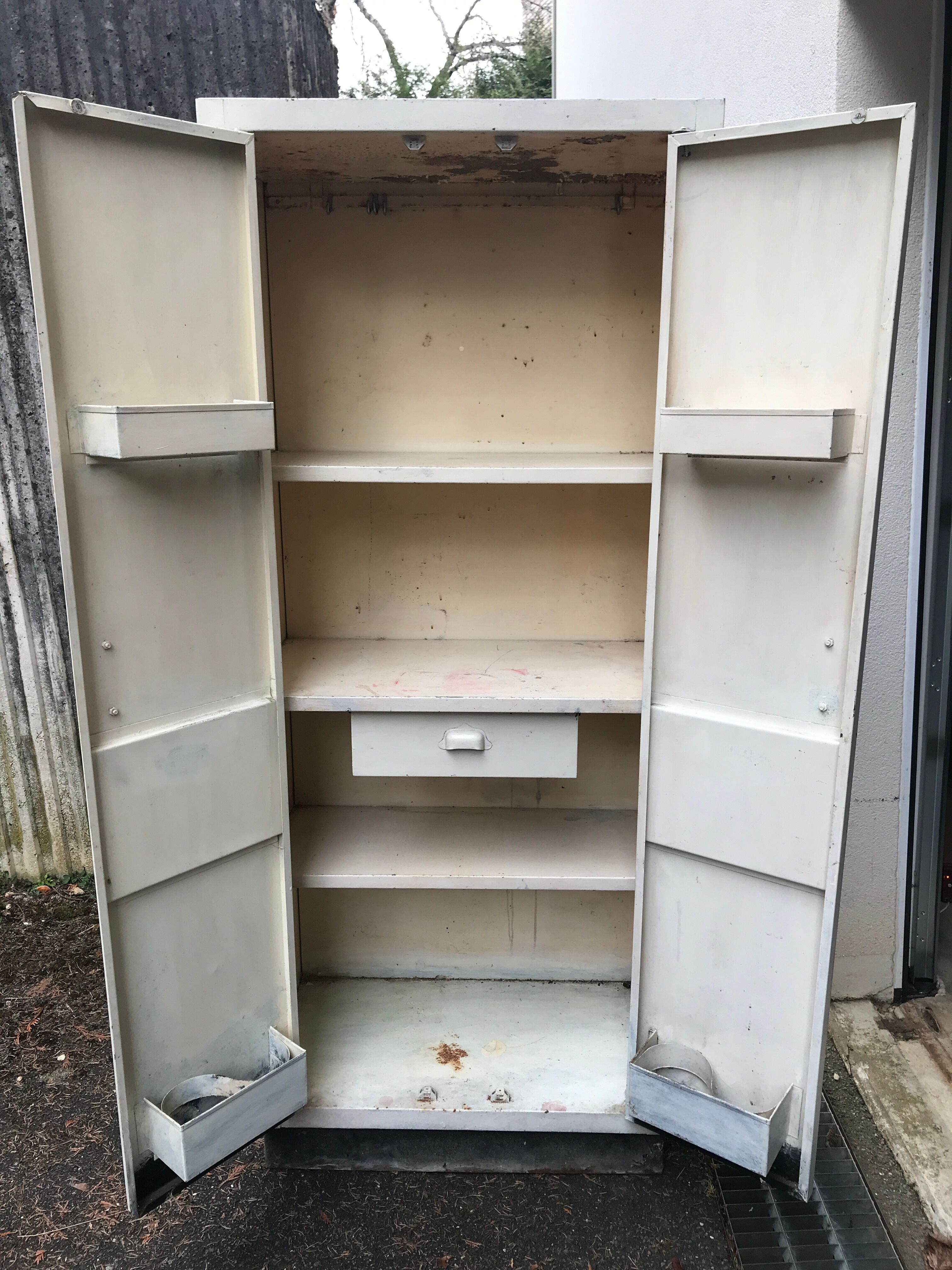 Parisian white metal kitchen cabinet