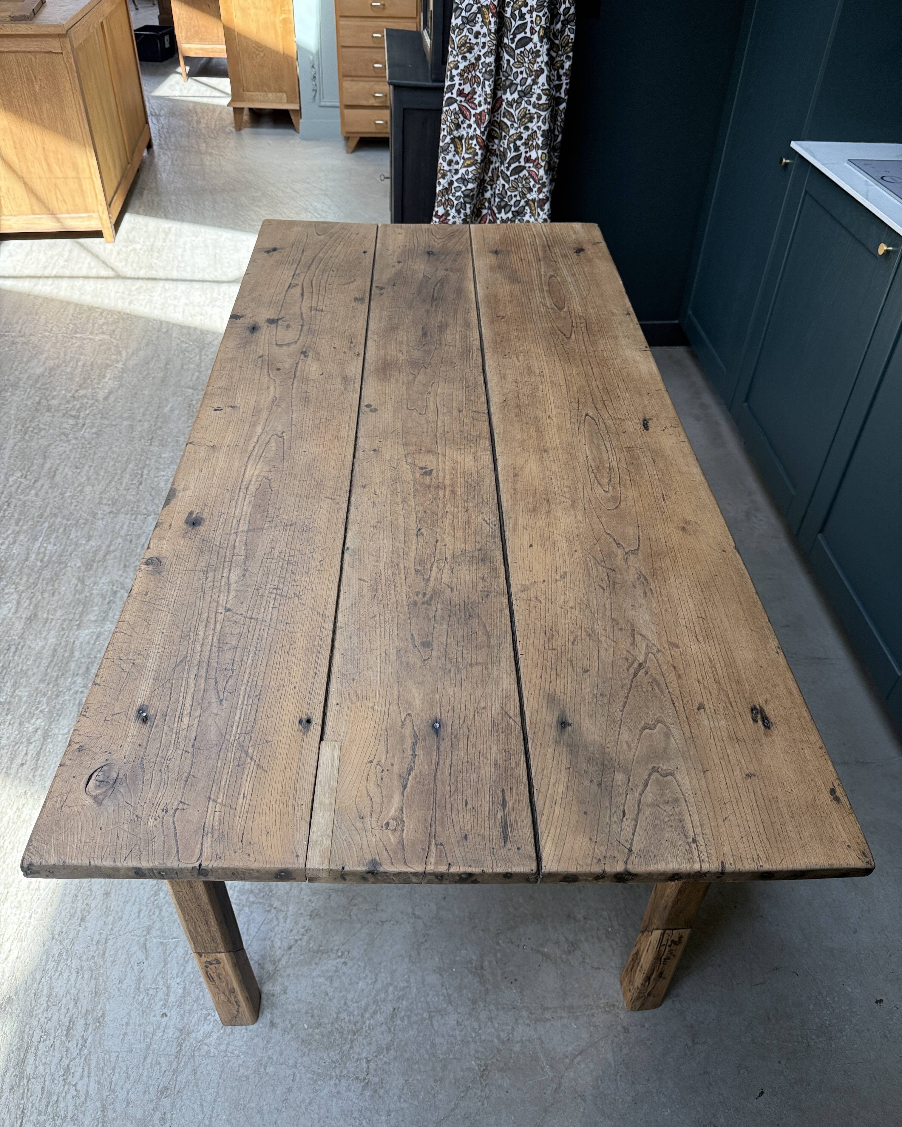 Table de ferme ancienne en chêne (rénovée)