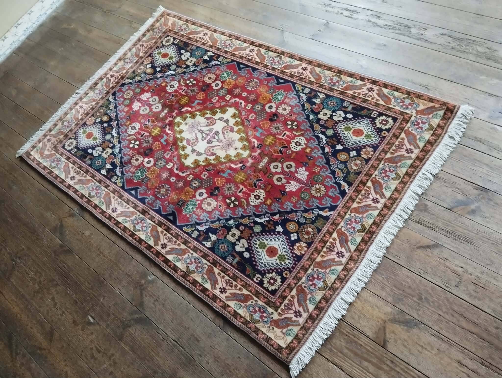 Handmade Persian Abadeh rug 151x102cm
