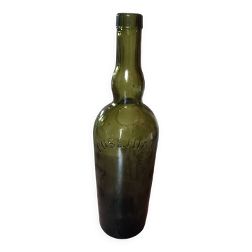 Bouteille ancienne en verre épais