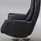 Modern Black Leather Swivel Armchair — Chrome Base — 2000s — H 107 cm