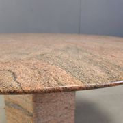 Table à manger ronde en granit vintage, années 1970