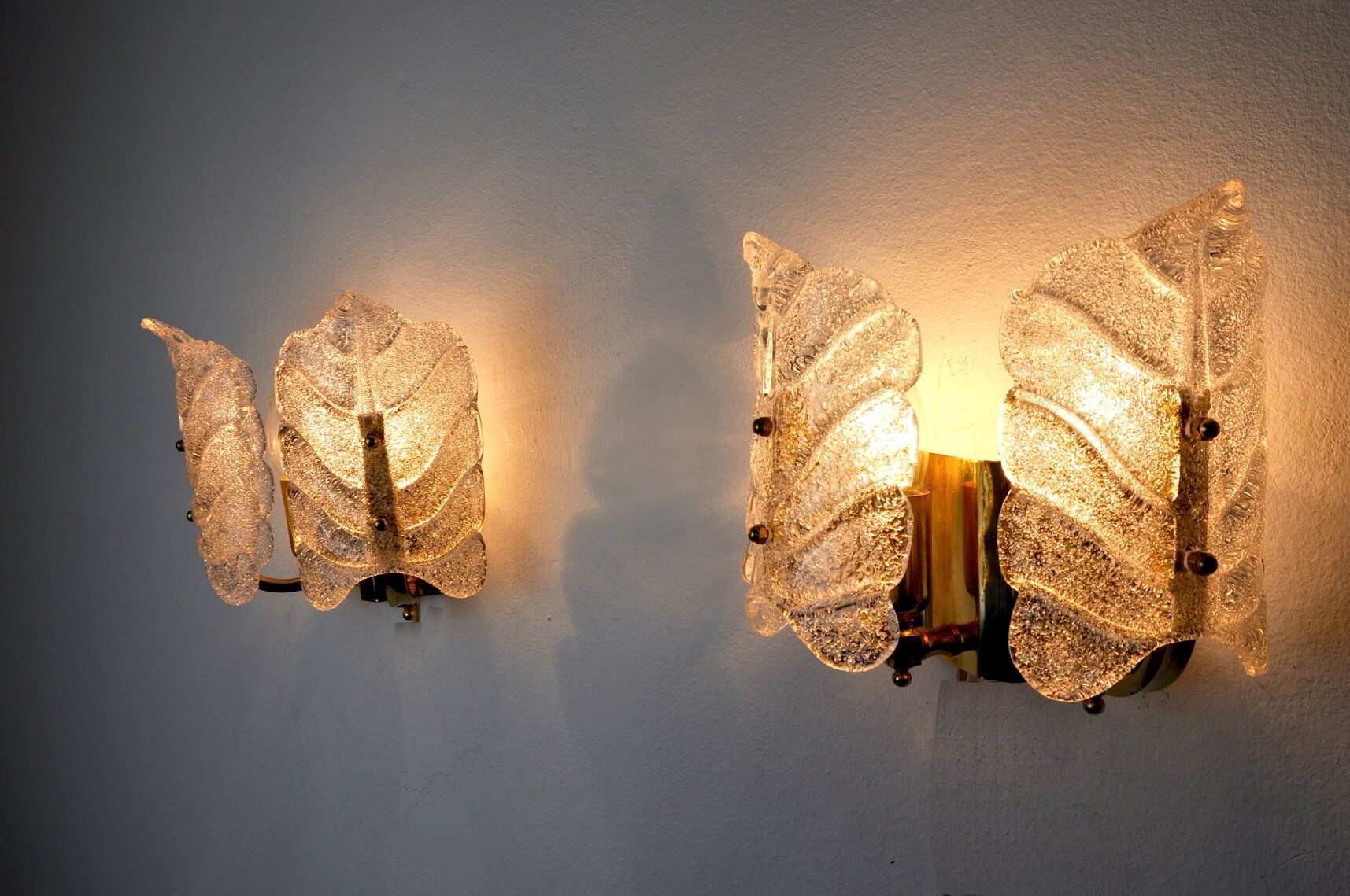 Pair of wall lamps Murano Leaves, Italy, 1970