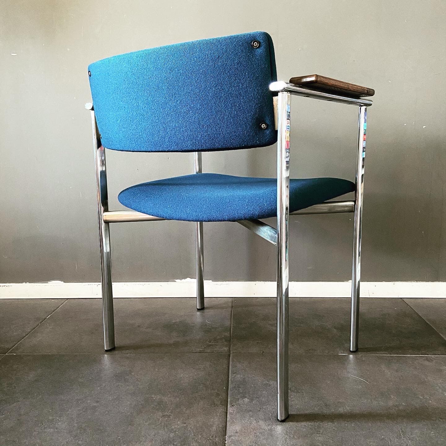 Tubular steel armchair Kiki by Ilmari Tapiovaara for Merva Finland 1960