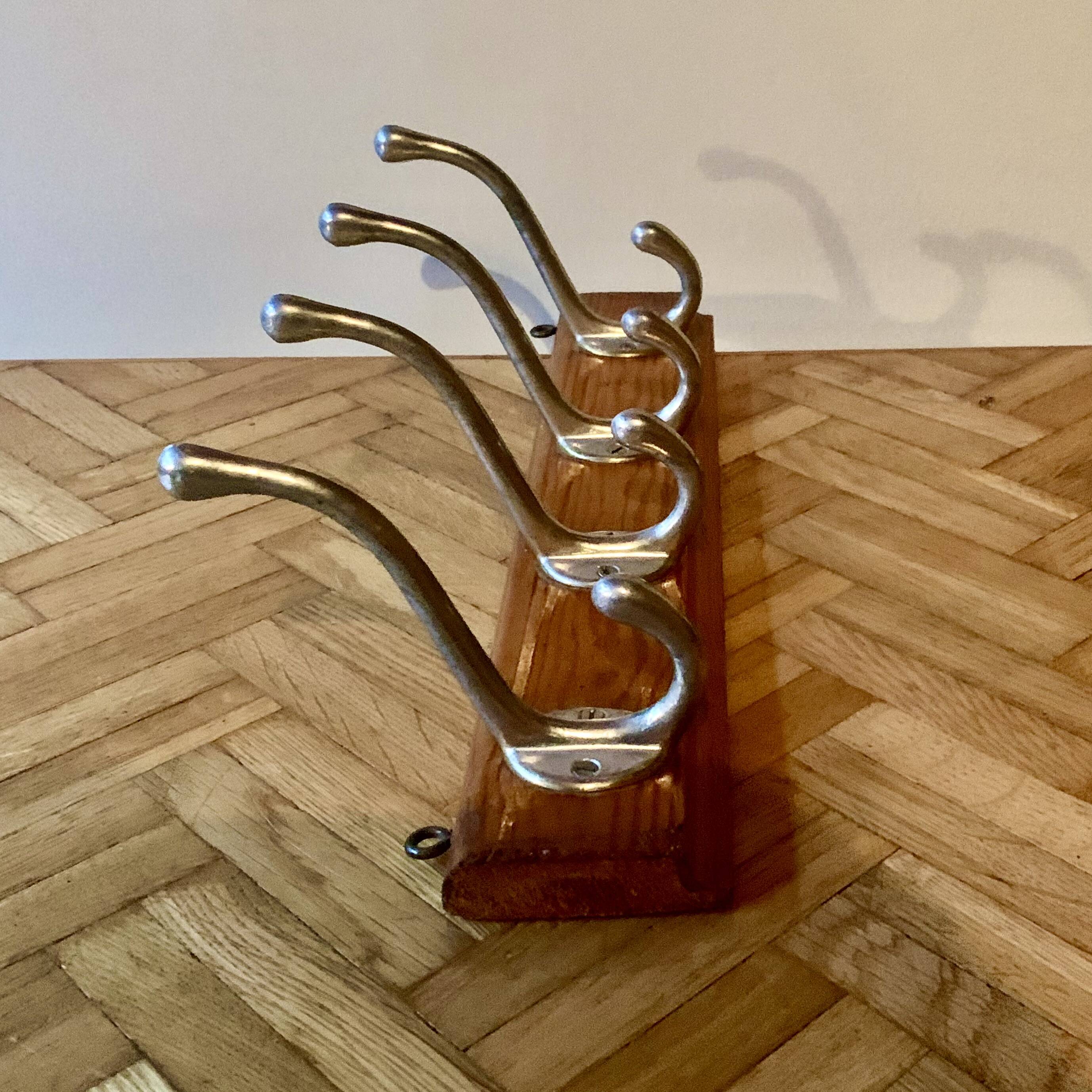 Vintage wooden wall coat rack - 4 hooks.