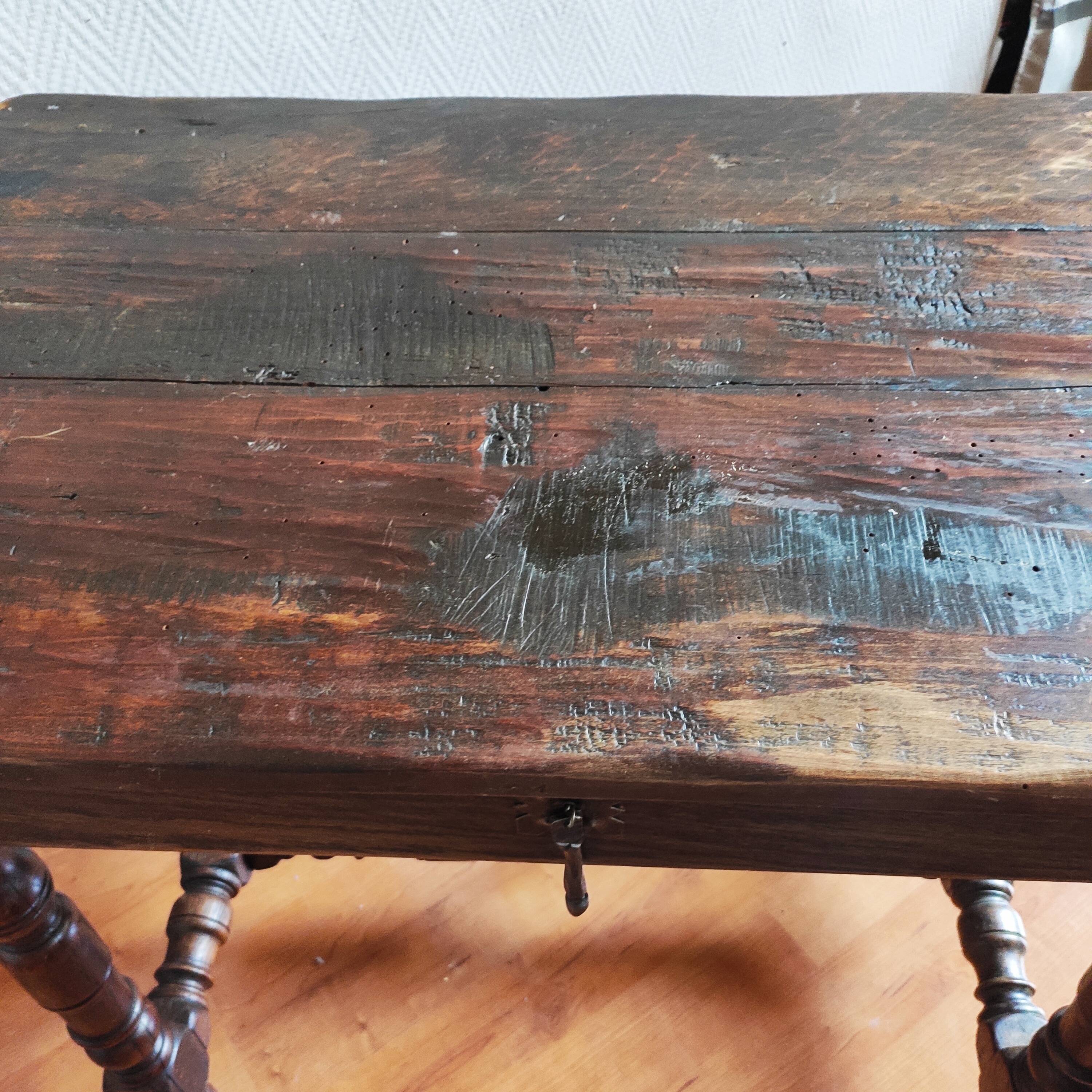 Antique farmhouse table in solid oak – rustic Louis XIII desk