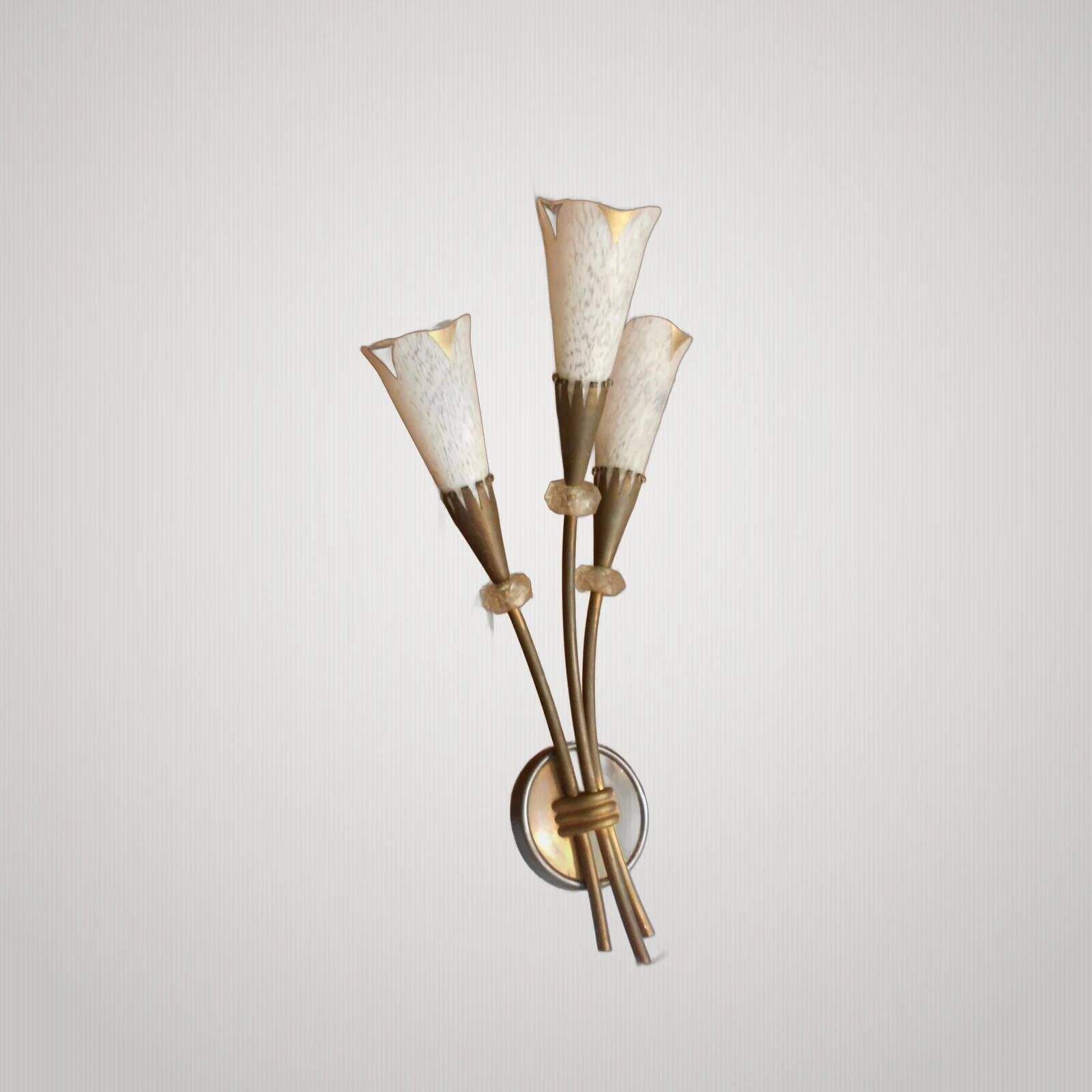 Vintage annees 50 applique murale laiton 3 tulipes verre mouchete maison lu