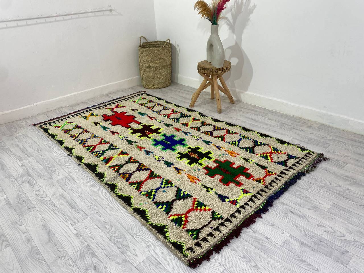 Handmade wool Berber rug 233 X 136 CM