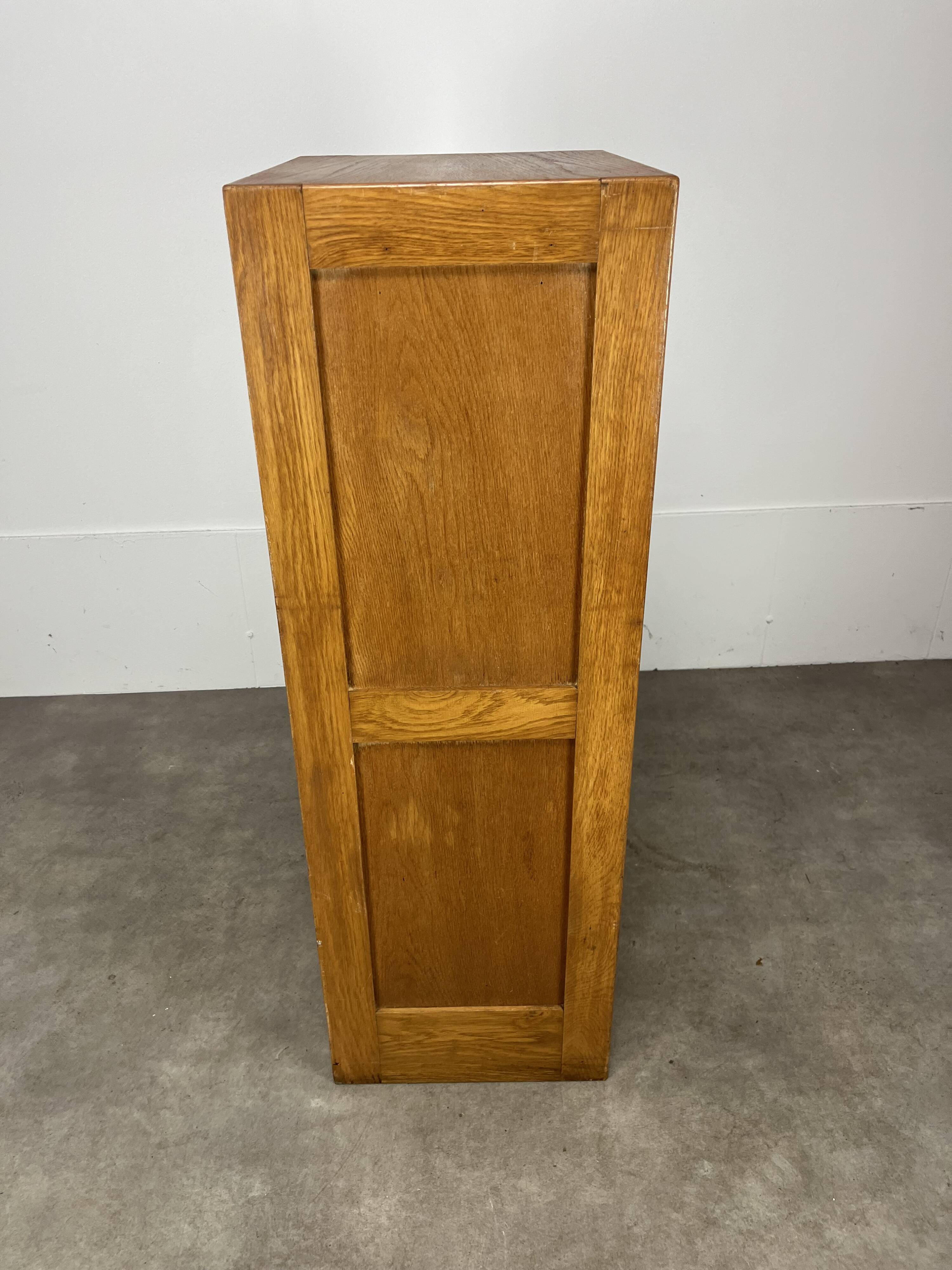 Filing cabinet with curtain, by trade