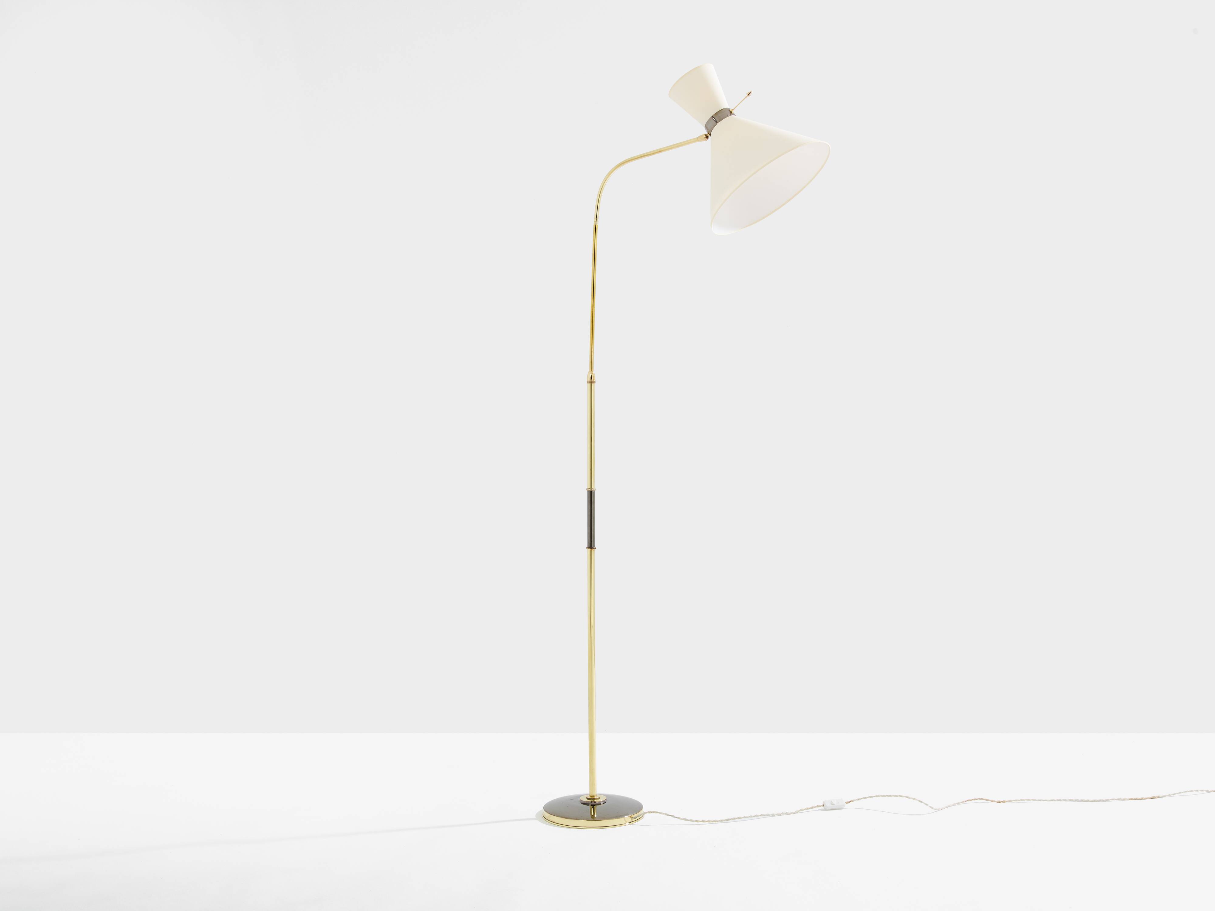 Maison Lunel lampadaire diabolo laiton canon de fusil vers 1950