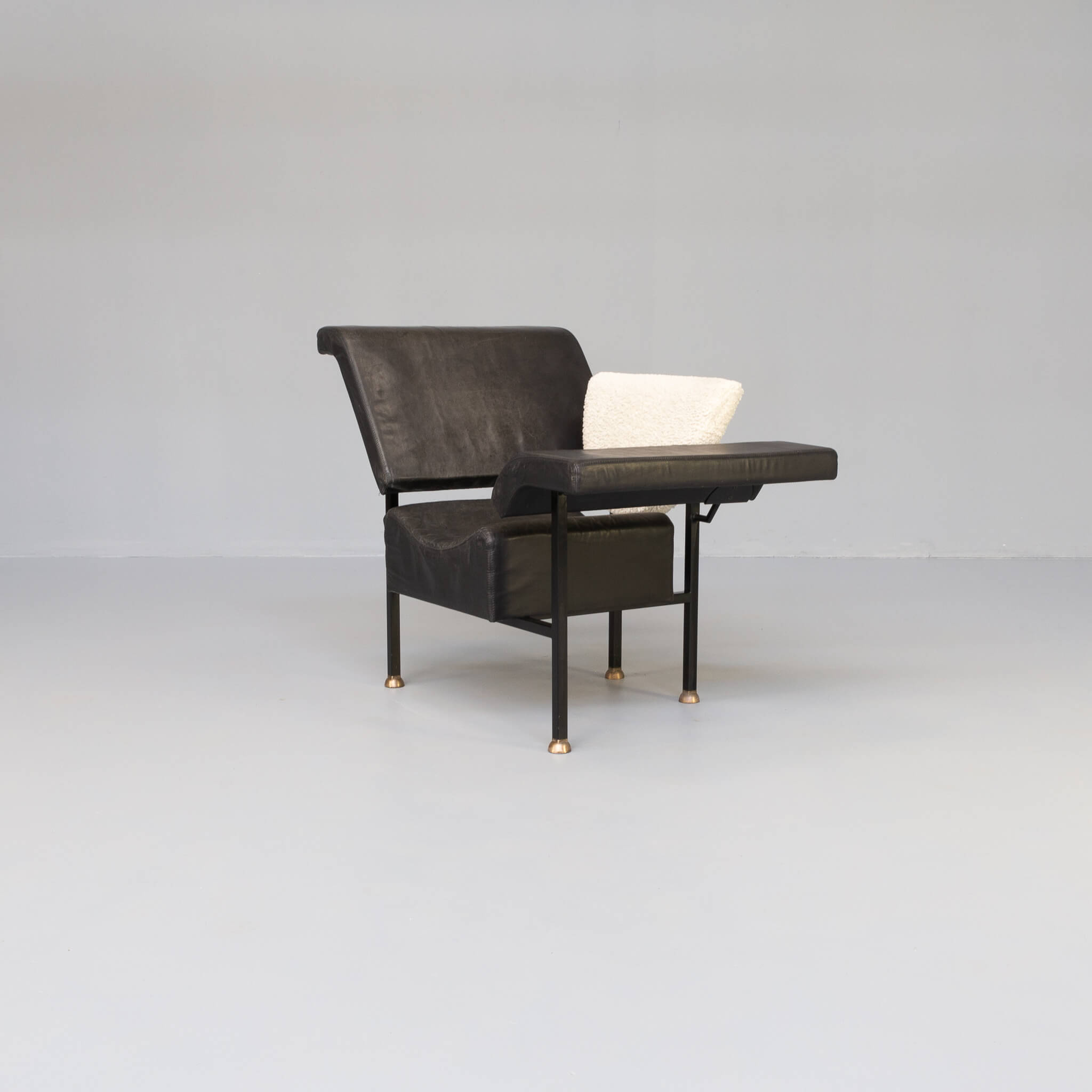 Rob Eckhardt ‘Groeten Uit Holland’ lounge chair for Pastoe