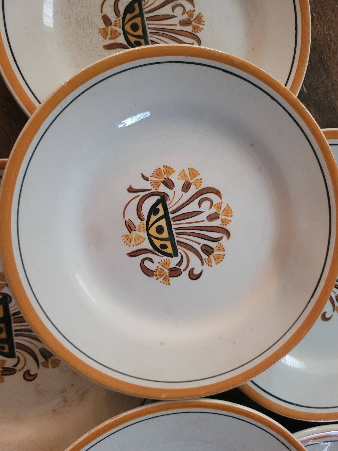 Dessert plates from Creil and Montereau