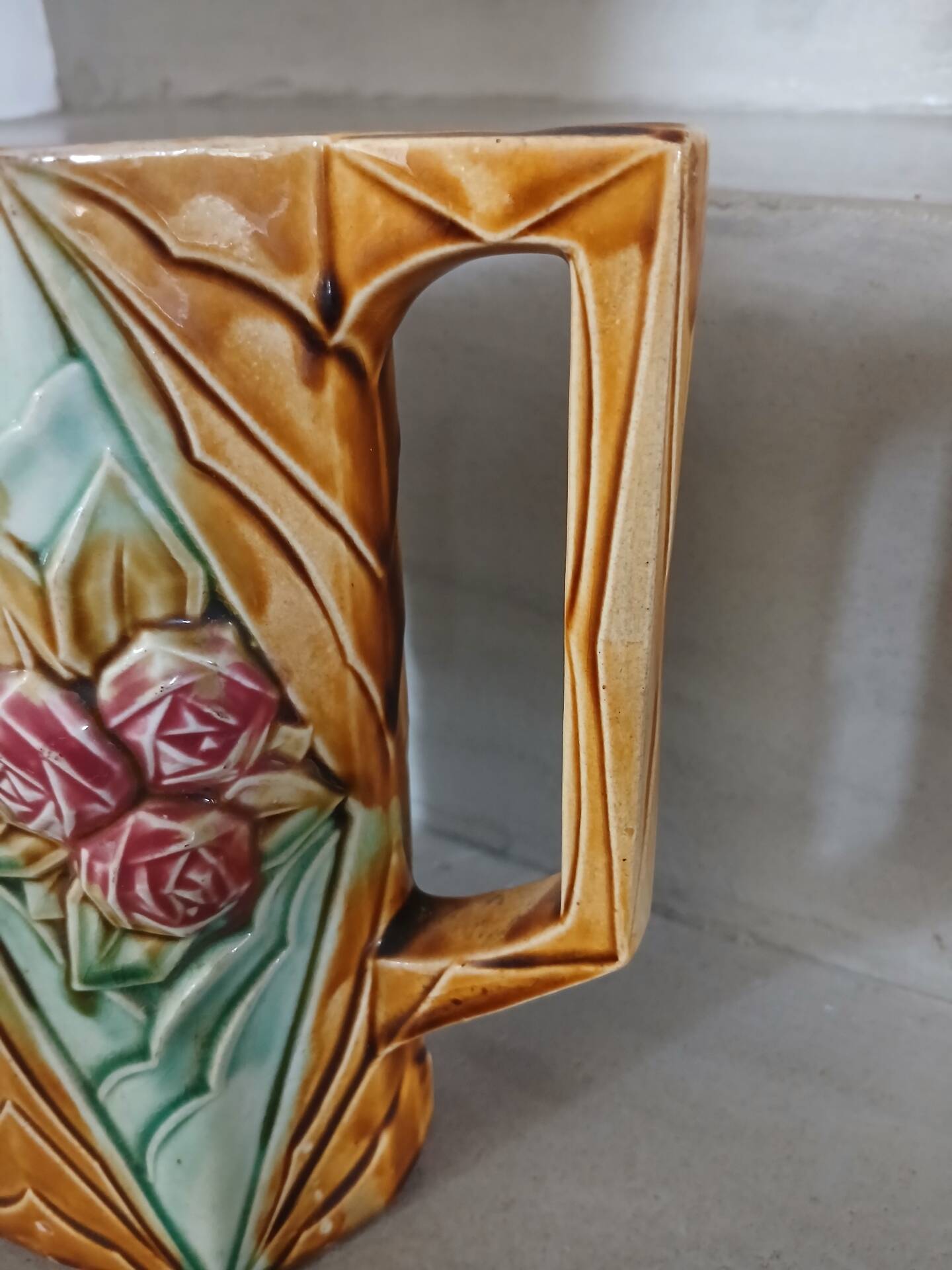 Antique pitcher in Onnaing slipware