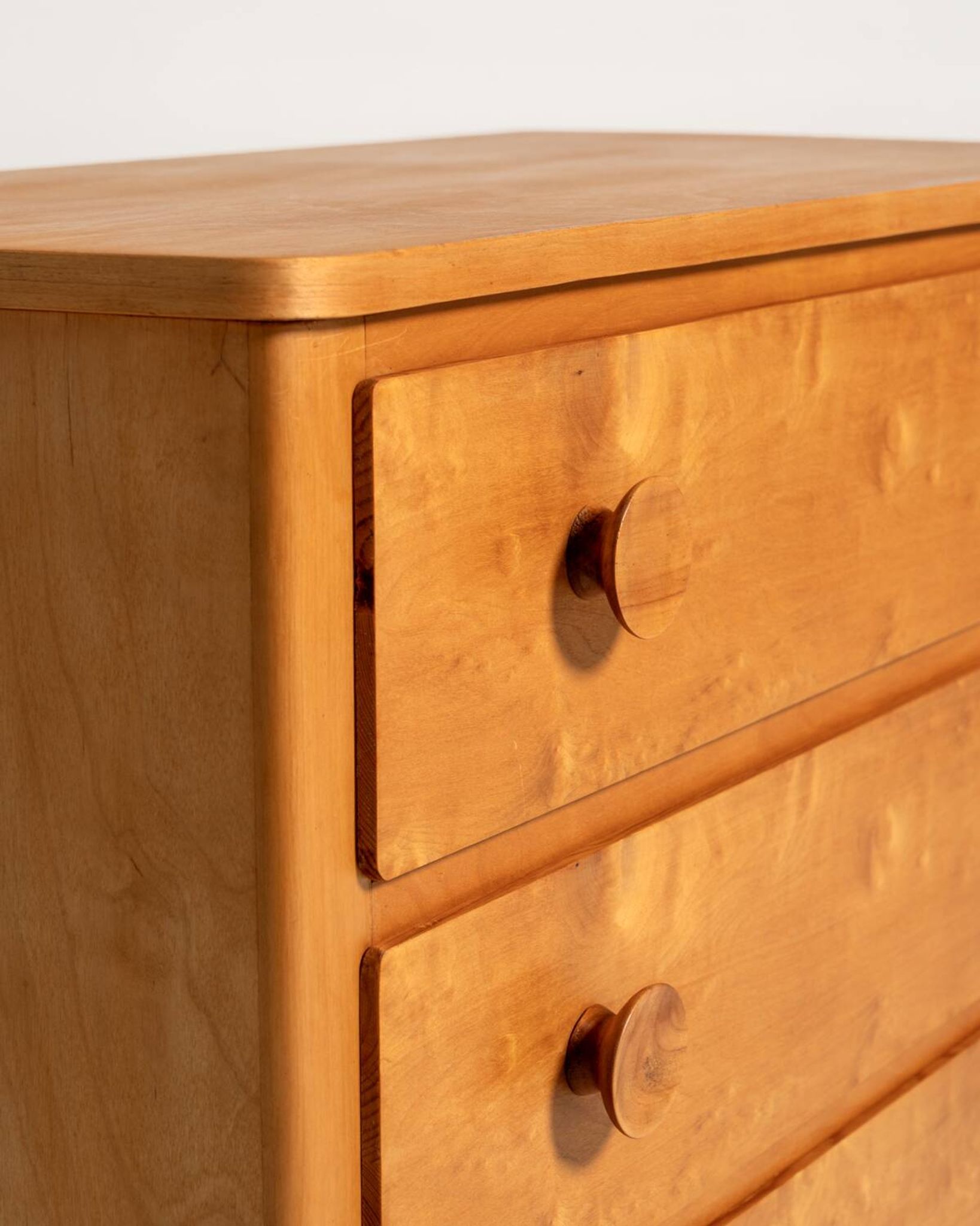 Commode en bouleau suédois, années 1940/50.