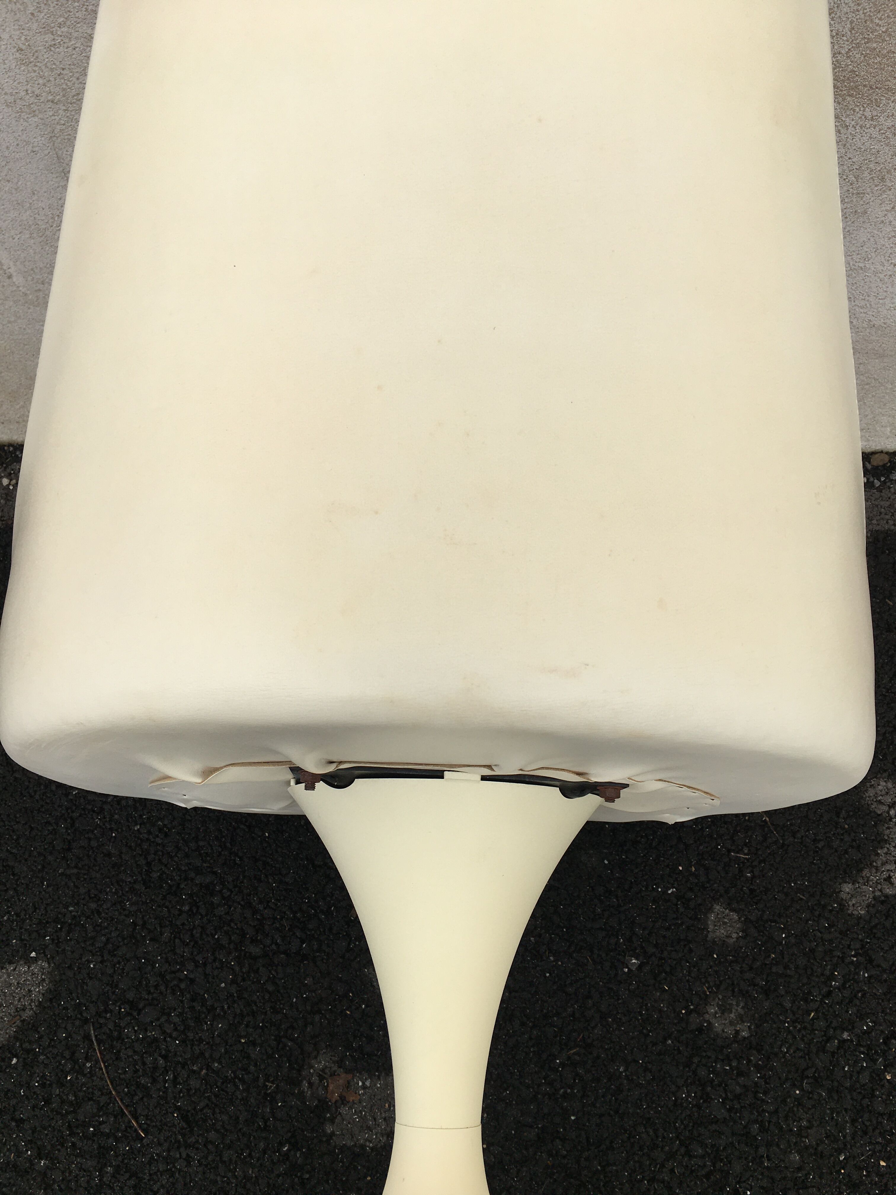 Orange tulip foot armchair