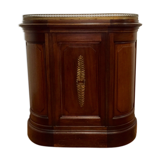 Glover early twentieth century counter
