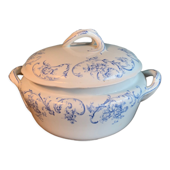 Regout model Ortus tureen or vegetable