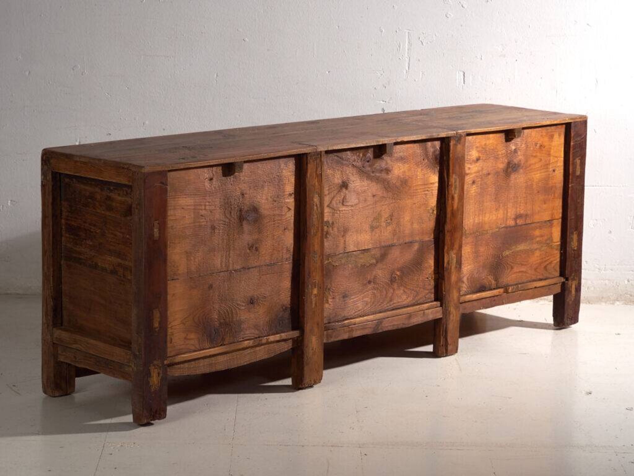 Antique lacquered elm wood buffet – China, circa 1900
