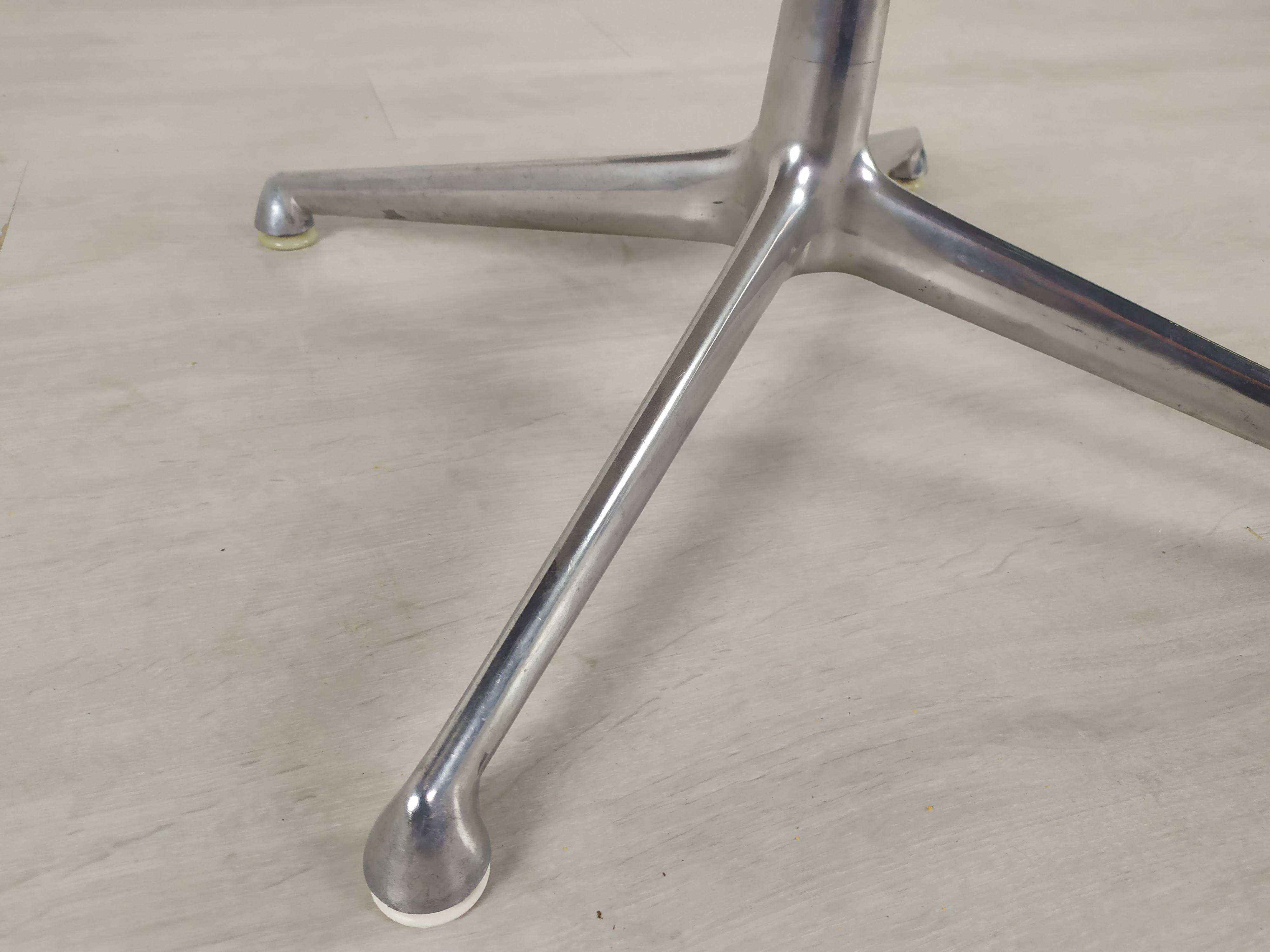 Eames leather lobby chair