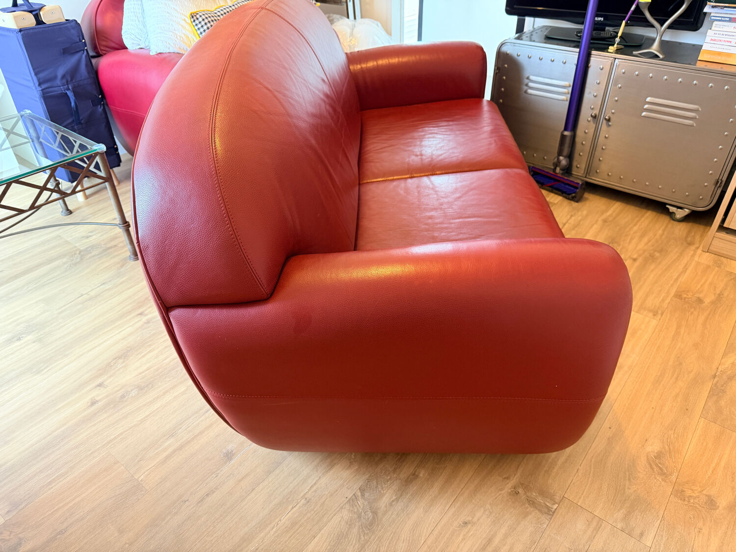 Red leather Sufren 2-seater sofa