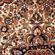 Handmade antique Persian Sarouk rug 3.1' x 5.2' (94cm x 158cm) 1900s