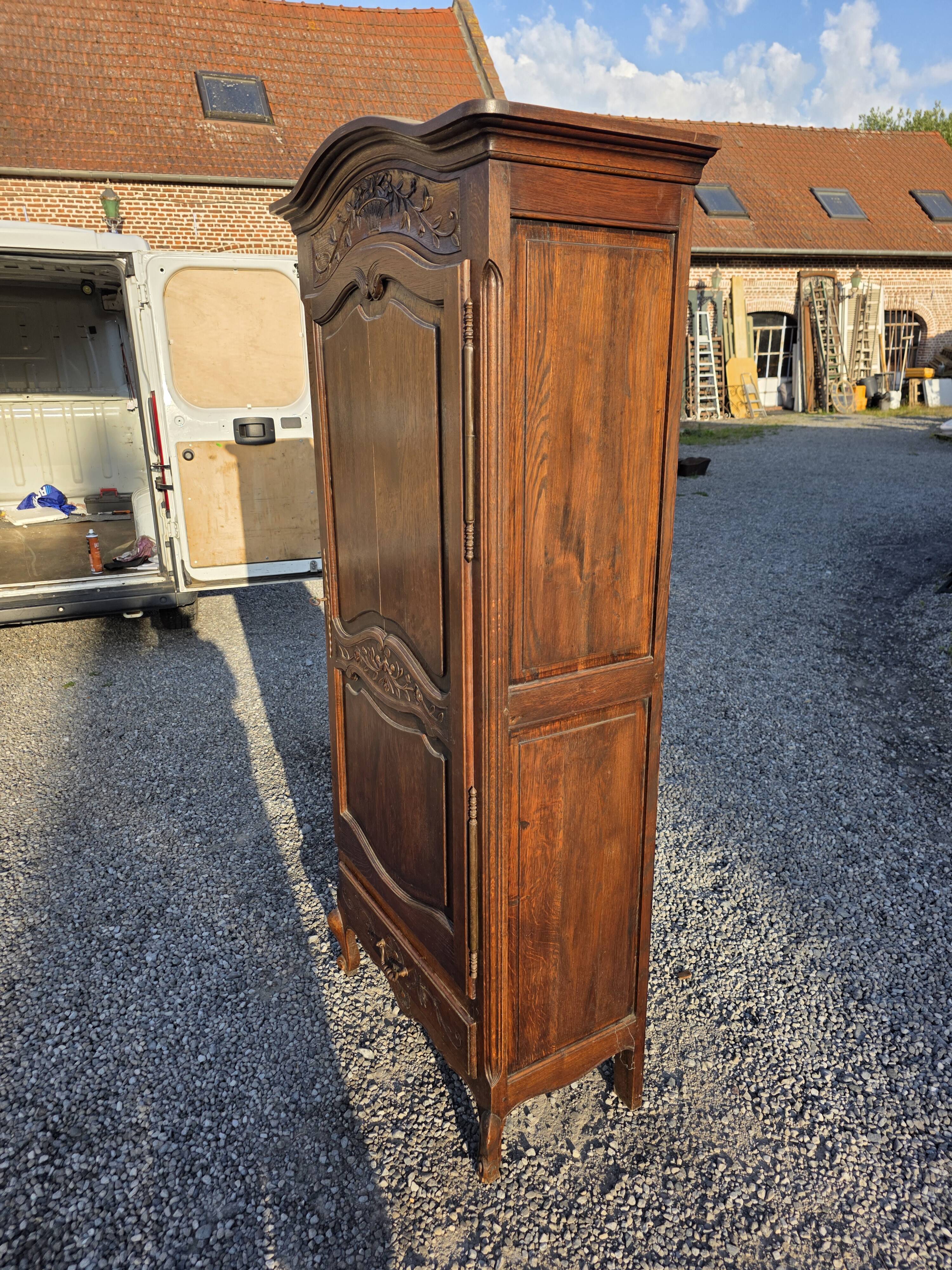 Louis XV style bonnetière in solid oak