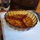 Plat apéritif vintage en verre ambré 