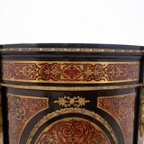 Commode d'angle ancienne, France, milieu du XIXe siècle.