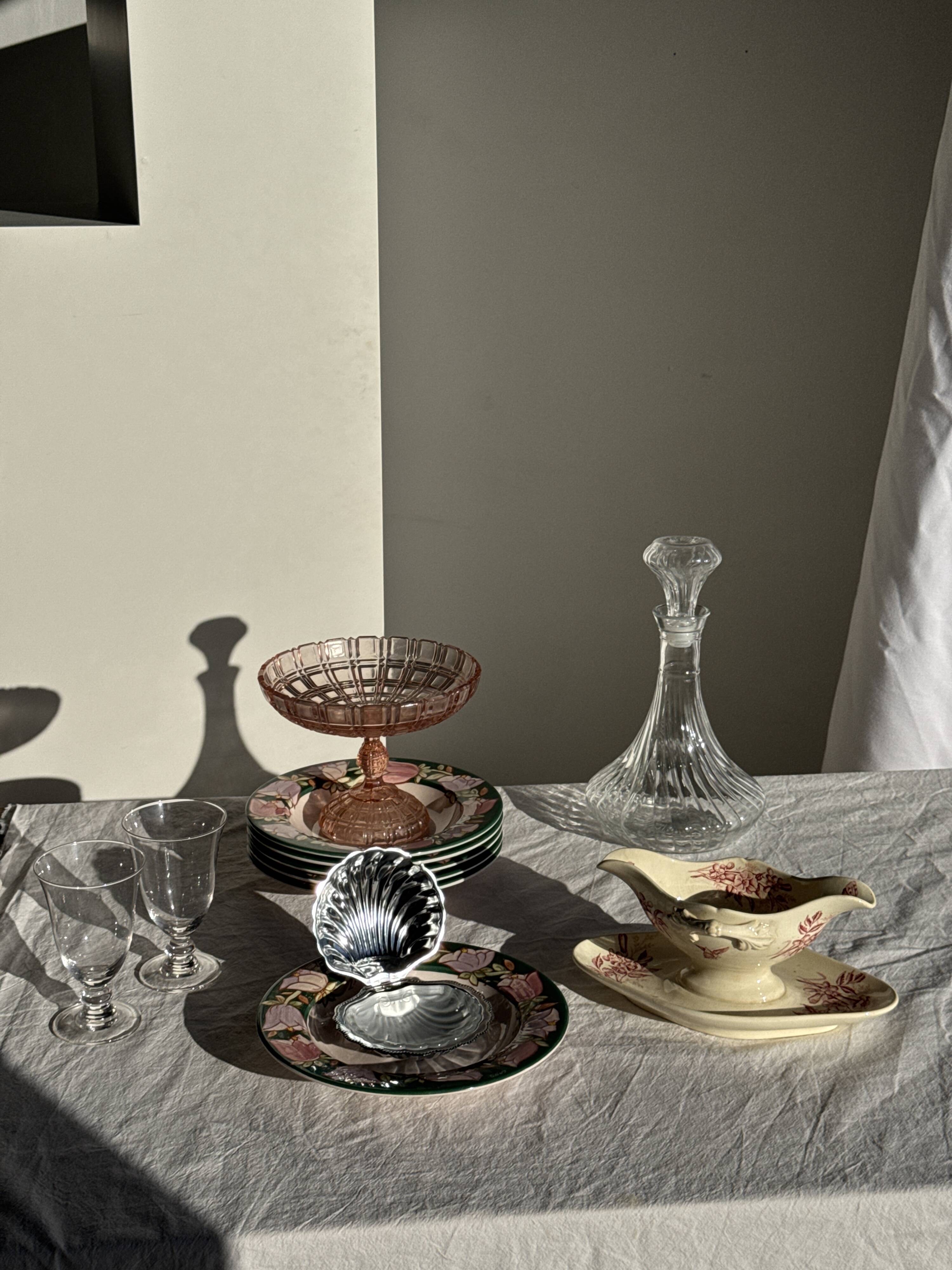 Old pink earthenware saucier Badonviller model Jasmin