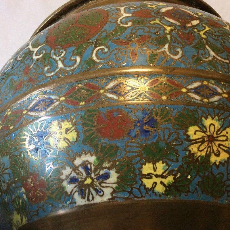 Japan superb cloisonné cache pot with DAIMYO TOKUGAWA clan crest, 19th century Edo Nippon