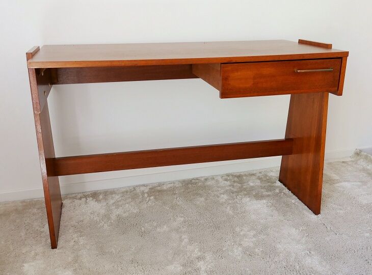 Minimalist desk 70s / 80s