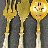 Suite of 3 dessert service elements with silver handles and sprinkler spoon