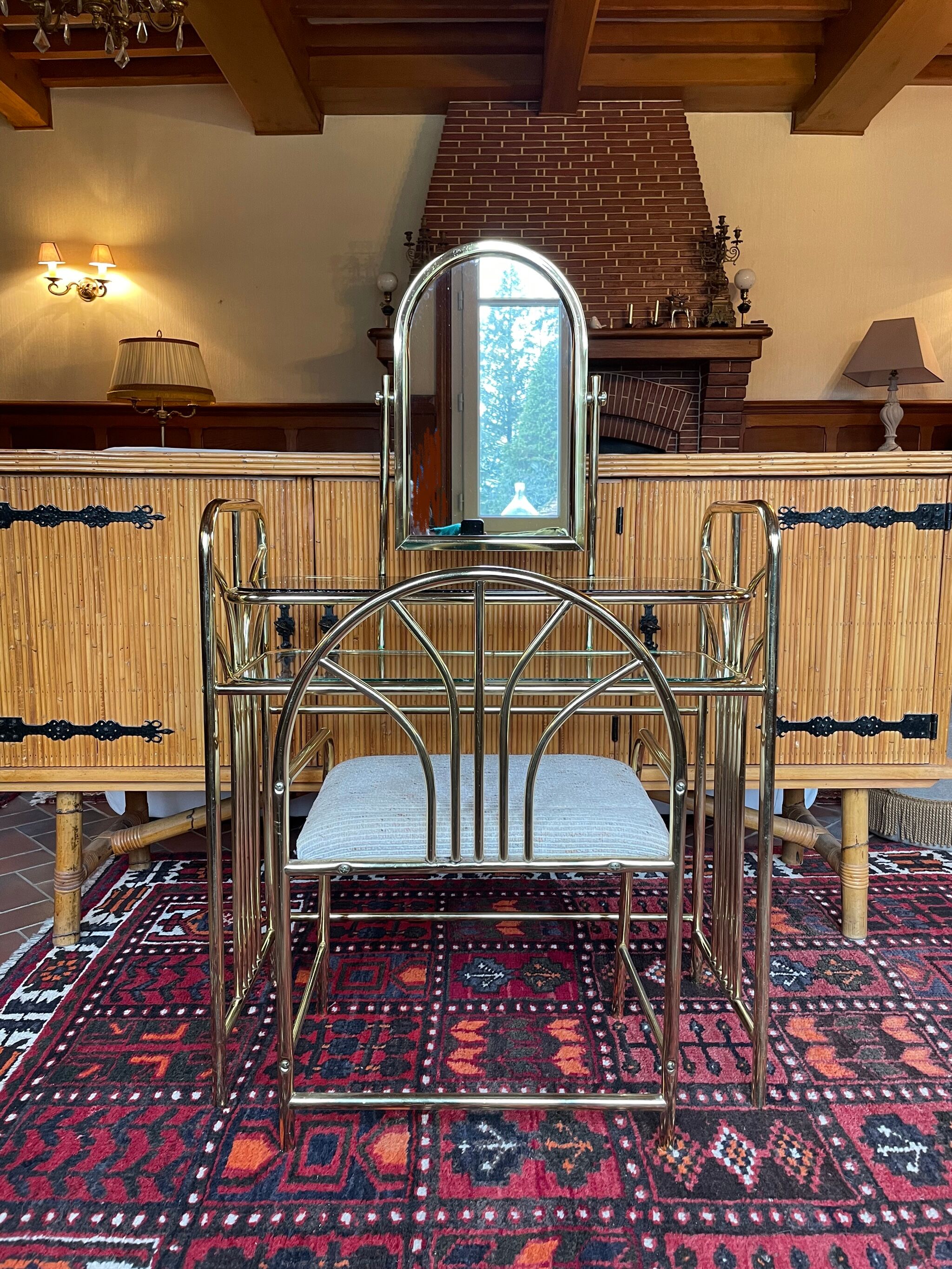 Vintage dressing table and chair