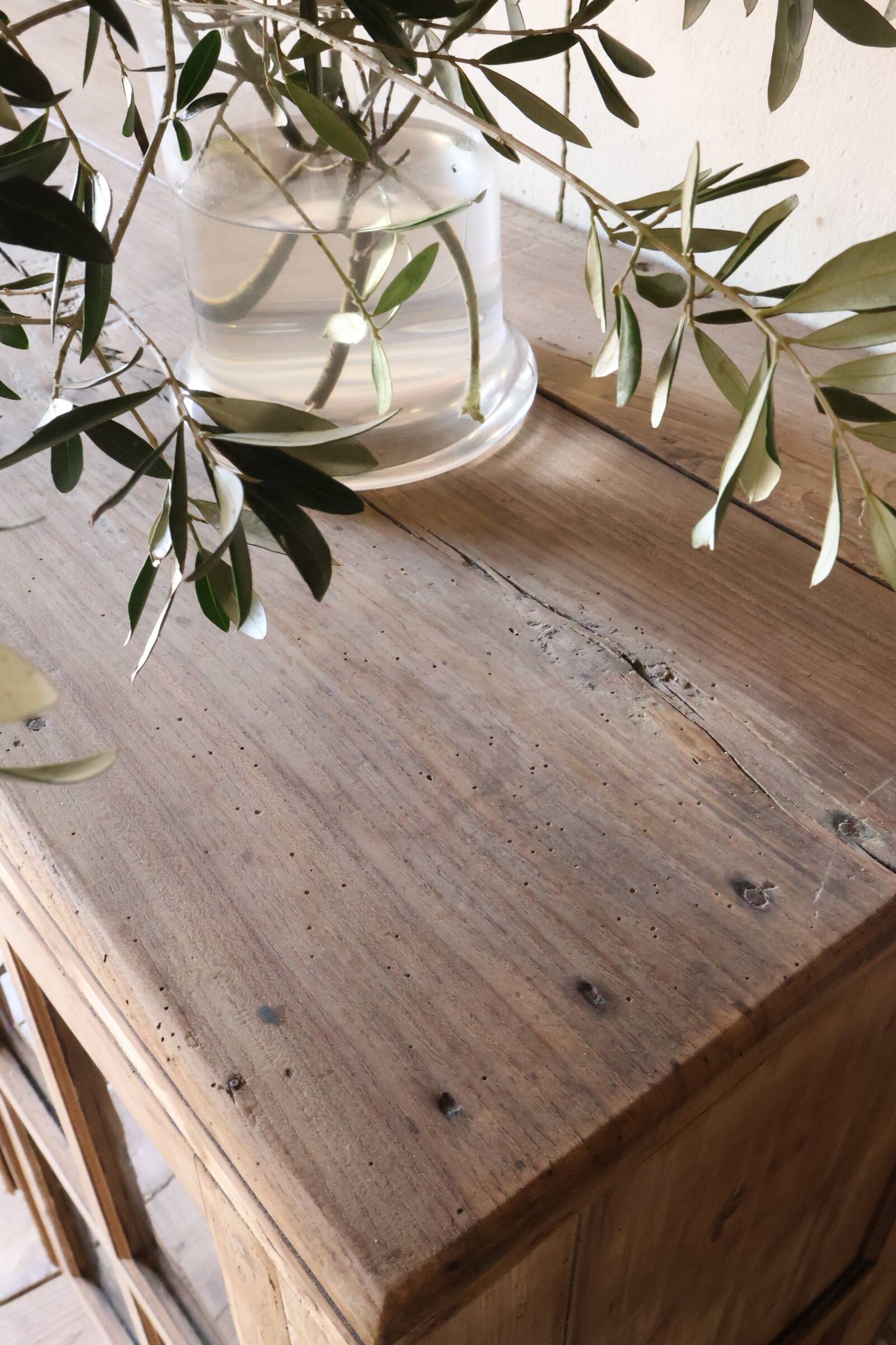 Antique display cabinet (renovated)