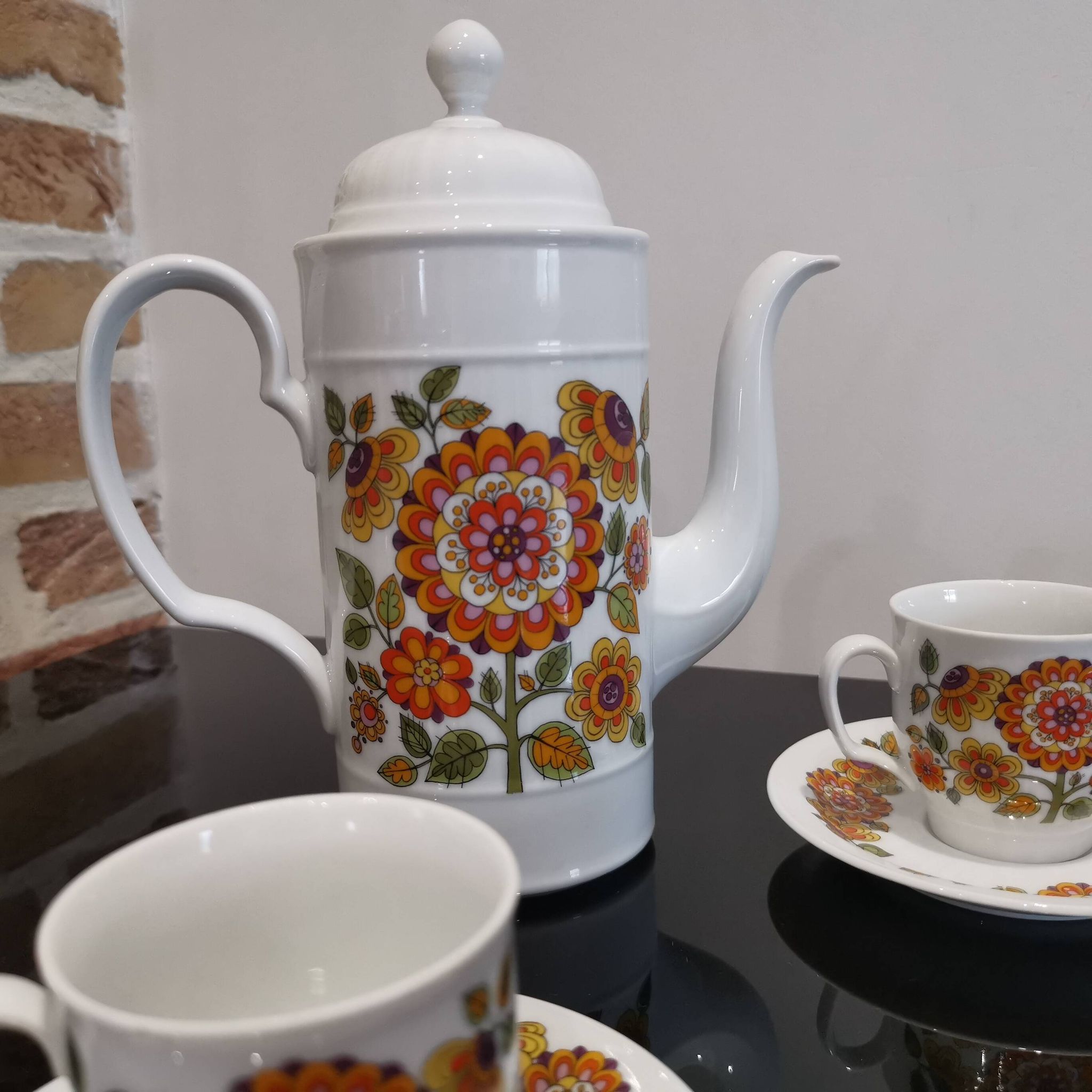 Porcelain coffee service Model Regina Bavaria Germany Vintage70'S