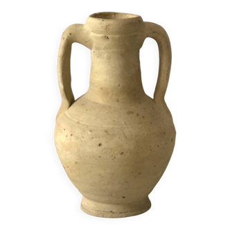 Amphora vase