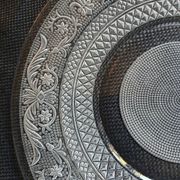 15 assiettes plates vintages années 70/80