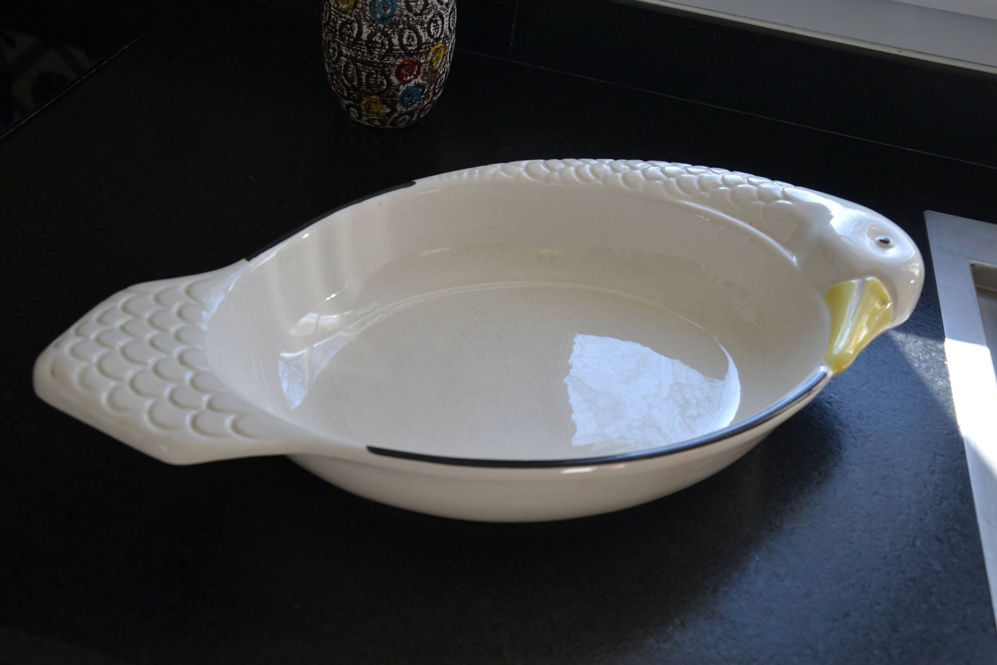 Italian earthenware fruit dish/basket